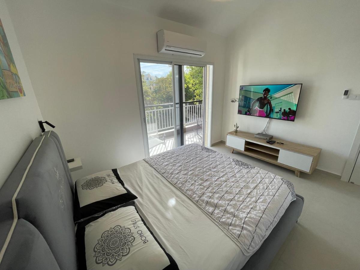 Royal רויאל פארק Apartment