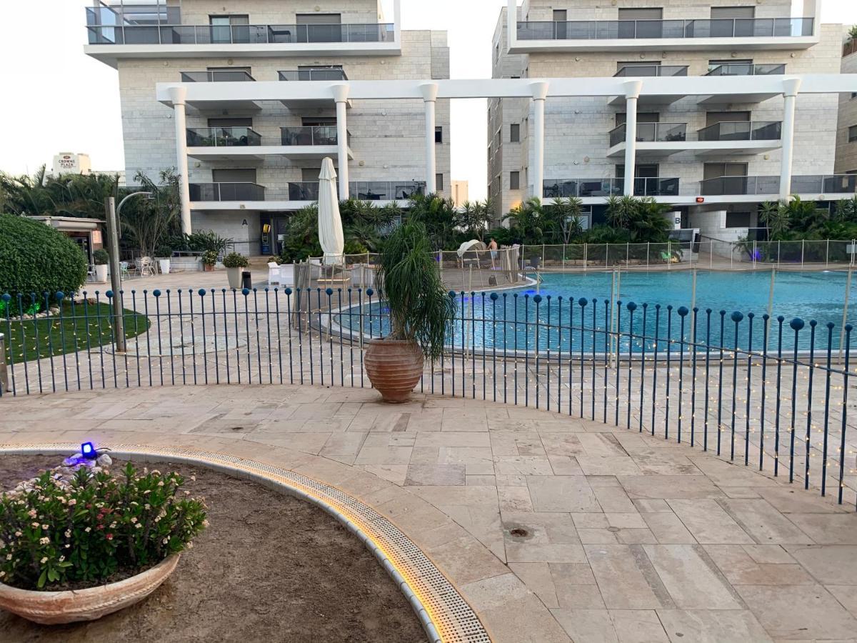 Royal רויאל פארק Apartment